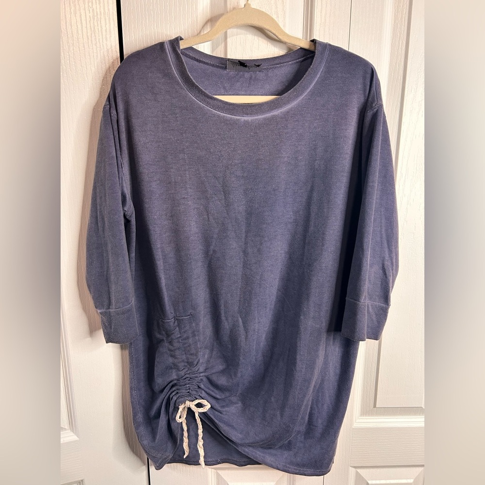 Allison Andrews Women’s Medium Retro Blue Round Neck‎ 3/4 Sleeve Tie Relaxed Top
